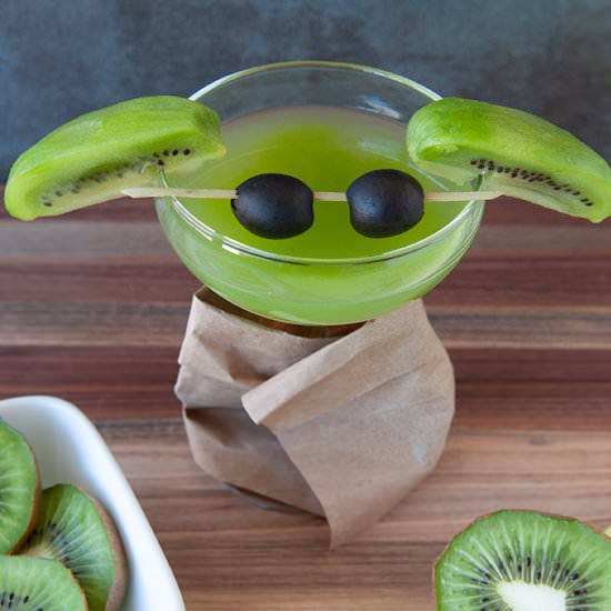 Baby Yoda Cocktail