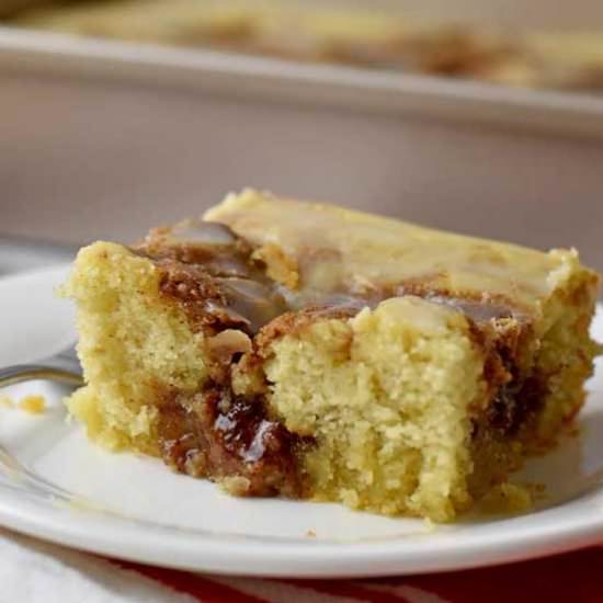 Easy Cinnamon Roll Cake (GF)