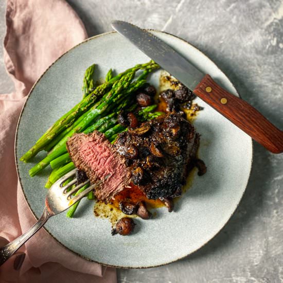 Filet Mignon & Sautéed Mushrooms