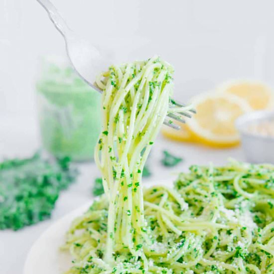 Easy Vegan Kale Pesto (low oil)