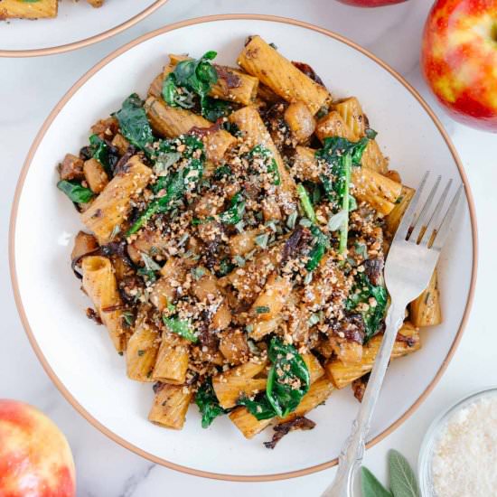 Caramelized Onion Apple Pasta
