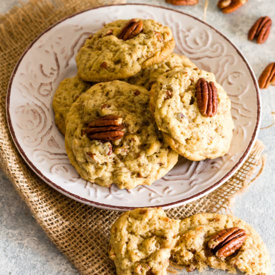 Vegan Pecan Cookies