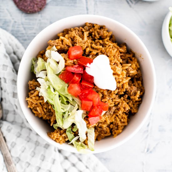 Queso Rice with Ground Beef
