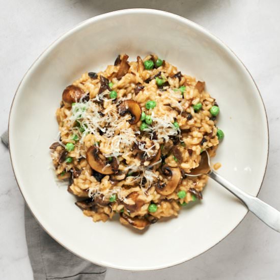 Vegan Mushroom Risotto with Peas