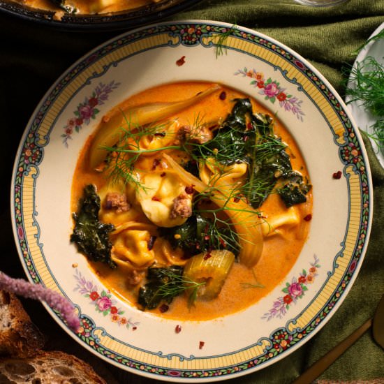 Creamy Tomato Tortellini Soup