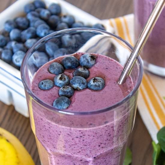 Blueberry Banana Spinach Smoothie