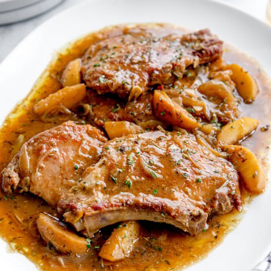 Pork Chops with Apples