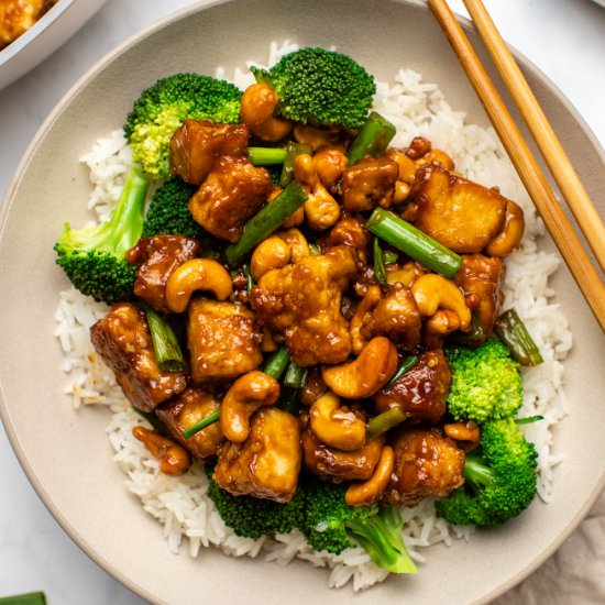 Vegan Cashew “Chicken” (with Tofu!)