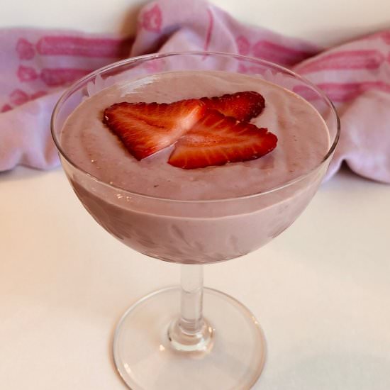 Vegan Strawberry Mousse