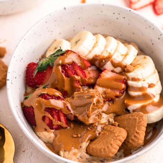 Biscoff Porridge