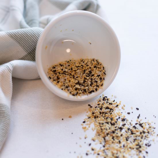 Everything But The Bagel Seasoning