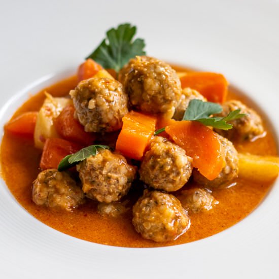 Sulu Kofte (Meatball Soup)