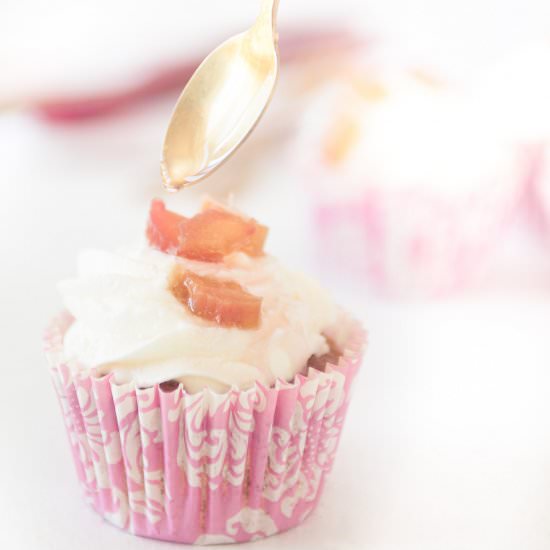 Rhubarb Vanilla Cupcakes