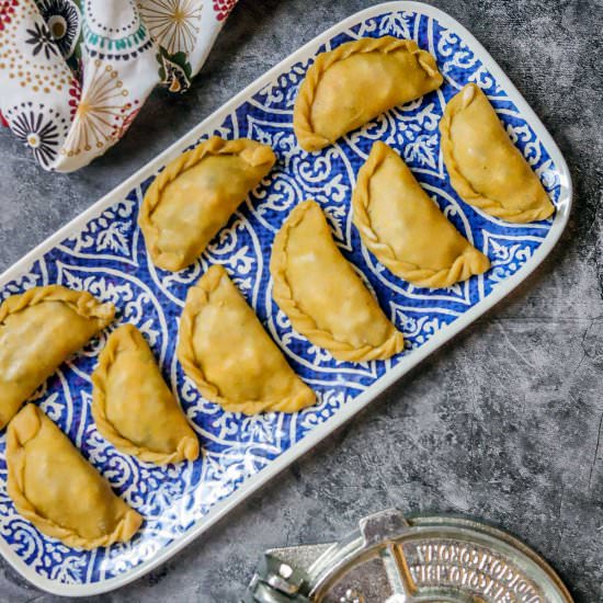 Flakey Empanada Dough