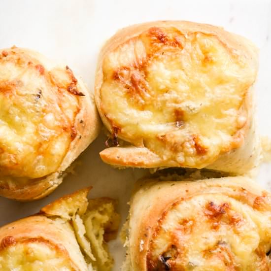 Caramelised Onion Cheddar Rolls
