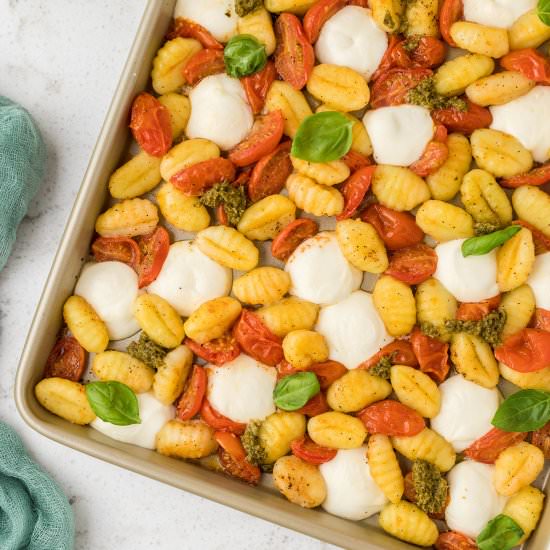 Sheet Pan Caprese Gnocchi