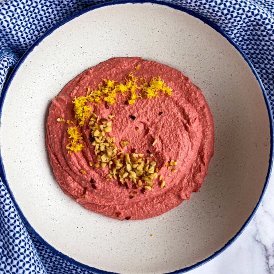 Easy Beet Hummus (Beet Dip!)