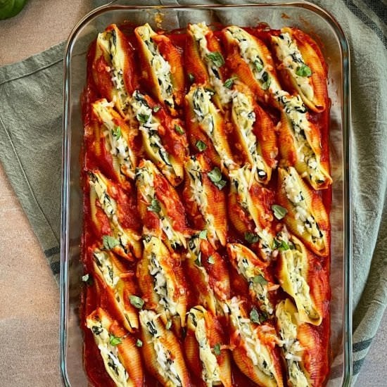 Vegan Stuffed Shells