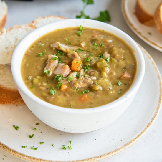 Slow Cooker Split Pea Soup