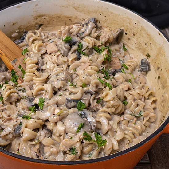 One-Pot Leftover Turkey Stroganoff