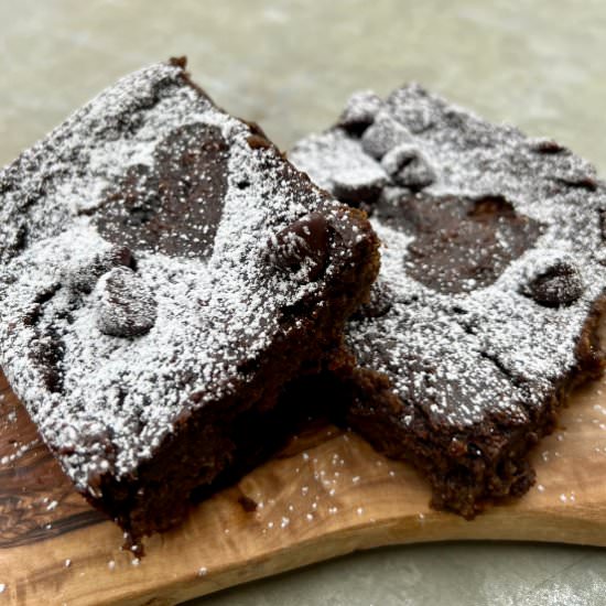 Healthy Triple Chocolate Brownies