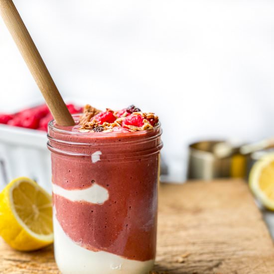 2 Minute Creamy Raspberry Smoothie