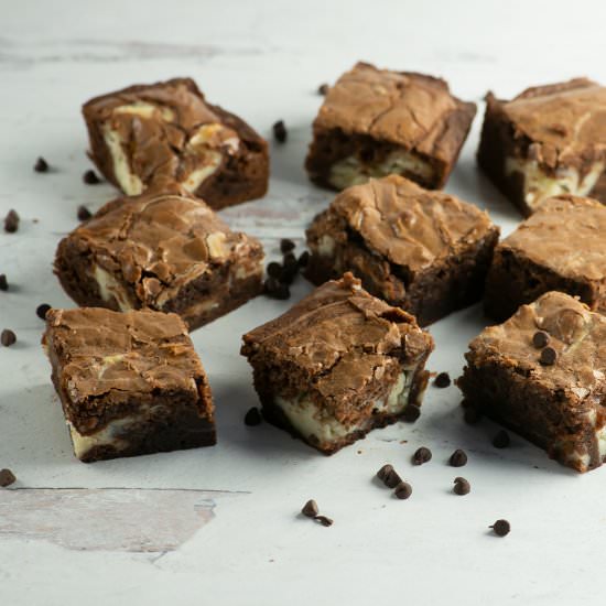 Cheesecake Swirl Brownies!