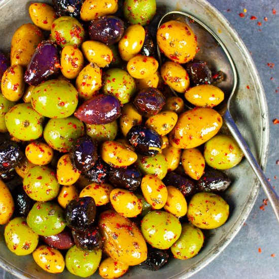 Easy Marinated Olives with Aleppo