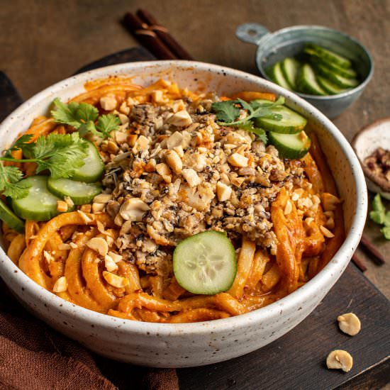 Sesame chili udon noodles