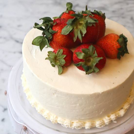 Easy Strawberry Sponge Cake