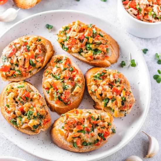 Cheesy Bruschetta Chicken Bake
