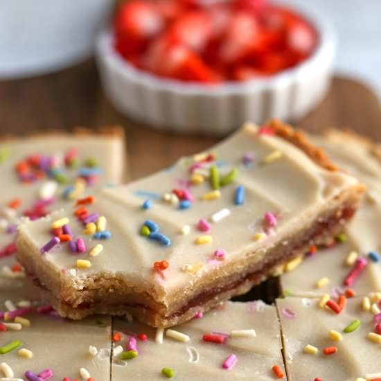 Paleo Strawberry Pop Tart Bars
