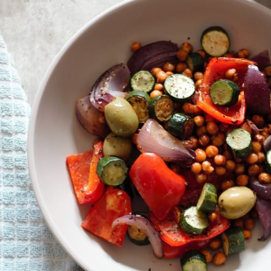 Mediterranean Vegetable Tray Bake  
