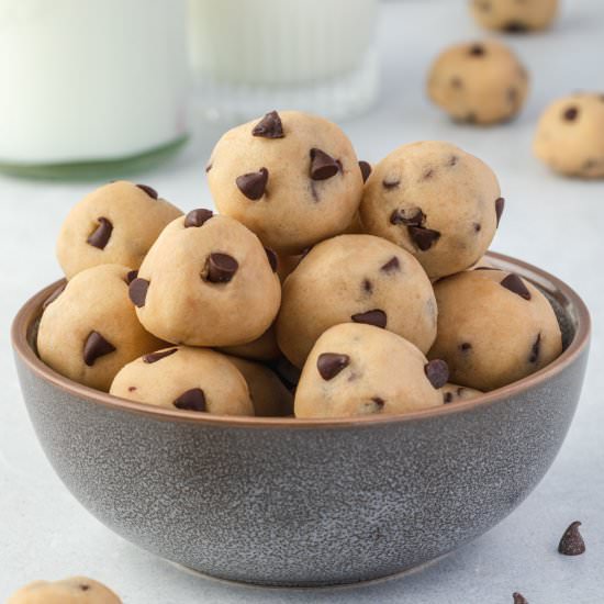 No Bake Cookie Dough Bites