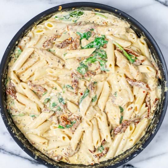 Tuscan Chicken Pasta
