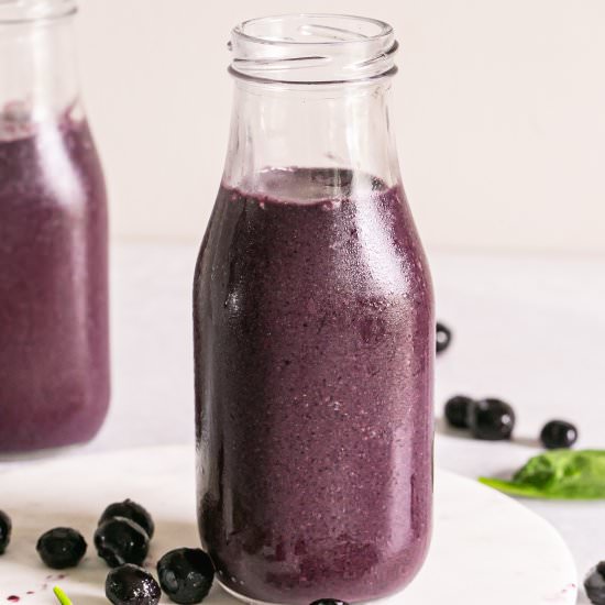 Blueberry Spinach Spirulina Smoothi