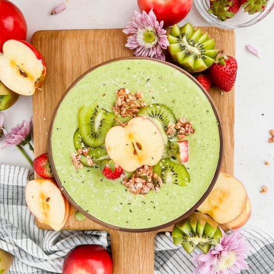 Apple Kiwi Green Smoothie