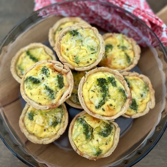 Broccoli Cheddar Quiche