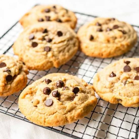 Light chocolate chip cookies