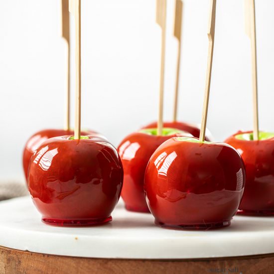 Toffee Apples (Candy Apples)