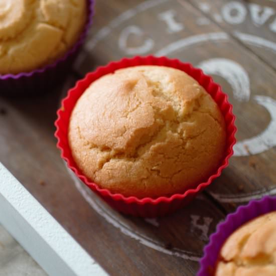 GF Vegan Vanilla Cupcakes