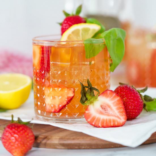 Strawberry Whiskey Smash