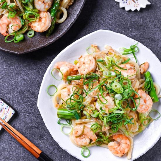 Shrimp Yaki Udon Stir Fry