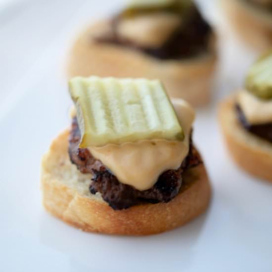 Cheeseburger Crostini