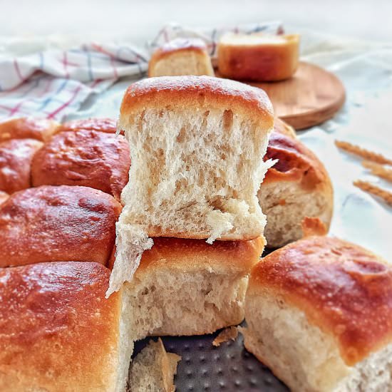 Soft Sandwich Roll Bread. Poolish m