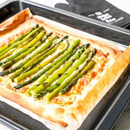 Asparagus and bacon tart