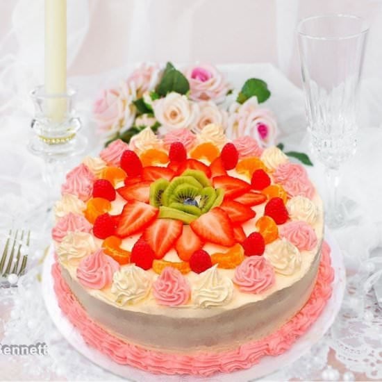 FRESH FRUIT & VANILLA BIRTHDAY CAKE