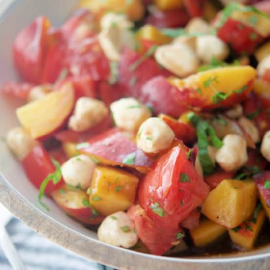 Peach, Tomato & Mozzarella Salad