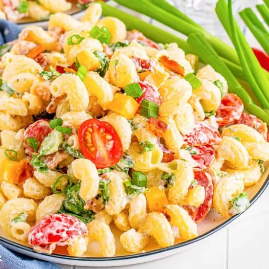 Creamy Bacon Ranch Pasta Salad