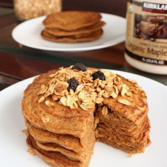 Vegan Gingerbread Pancakes